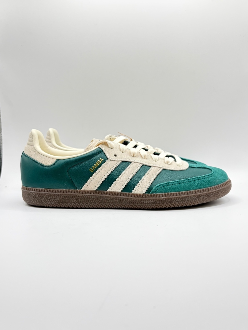 Adidas Samba OG Sneakers Green/Cream Size 8.5 Men’s/9.5 Womens